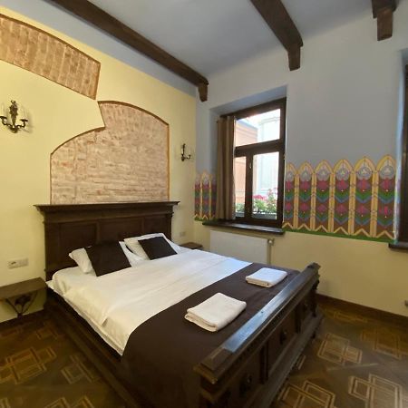 Апартаменти Королівські На Вулиці Лесі Українки 19 Lviv Eksteriør billede