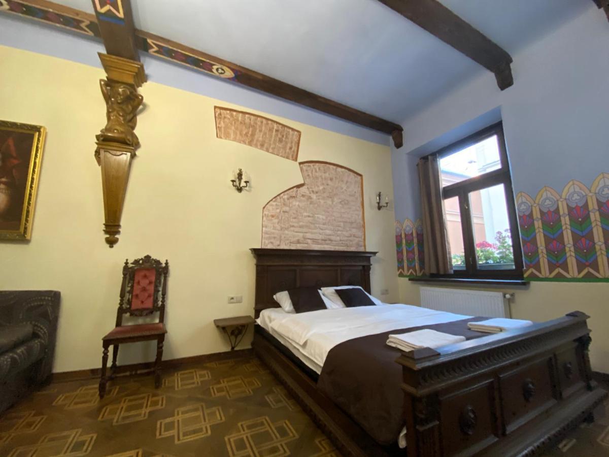 Апартаменти Королівські На Вулиці Лесі Українки 19 Lviv Eksteriør billede